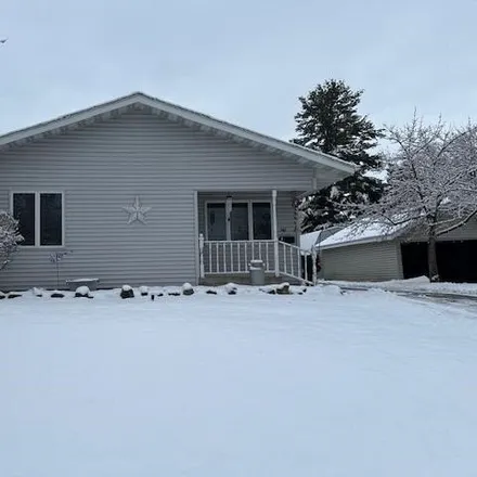 Buy this 2 bed house on 343 Fond du Lac Street in Waupun, WI 53963