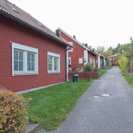 Rent this 1 bed apartment on Svedjevägen in 645 43 Strängnäs, Sweden