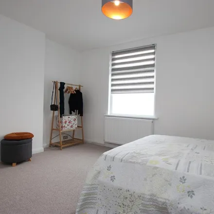 Image 2 - 30 Hill Street, Kettering, NN16 8EE, United Kingdom - Room for rent