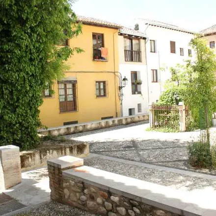 Image 6 - Calle Monte de Piedad, 18010 Granada, Spain - Apartment for rent