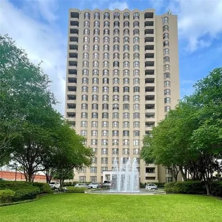 Buy this 2 bed condo on 651 Bering Drive in Houston, TX 77057