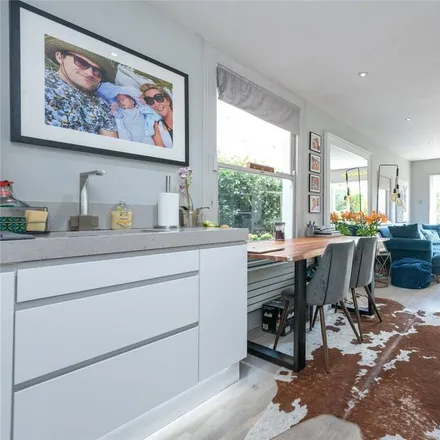 Rent this 2 bed apartment on 11 Honiton Road in London, NW6 6QE
