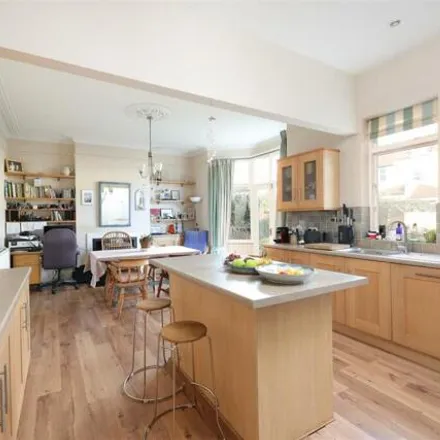 Image 3 - 13 Logan Road, Bristol, BS7 8DT, United Kingdom - Duplex for sale