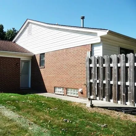 Image 3 - L'Anse Creuse Middle School - South, 34641 Jefferson Avenue, Harrison Township, MI 48045, USA - Condo for sale