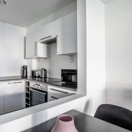 Image 3 - London, E1 8AL, United Kingdom - Apartment for rent