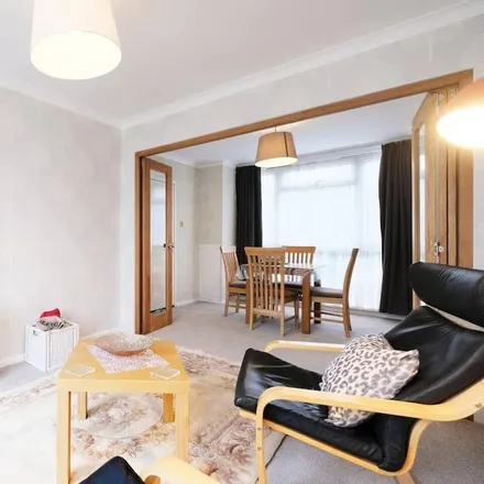 Image 2 - London, NW6 4RS, United Kingdom - Apartment for rent