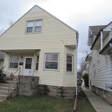 Buy this studio house on 1749 in 1751 South 72nd Street, West Allis