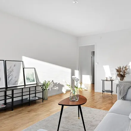 Rent this 4 bed apartment on Noachsgatan in 633 41 Eskilstuna, Sweden