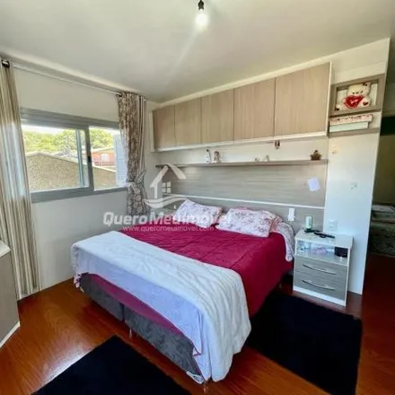 Buy this 5 bed house on Rua Giacomina Savariz in São Ciro, Caxias do Sul - RS