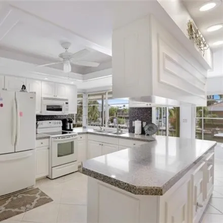 Image 3 - 1117 Cara Court, Marco Island, FL 34145, USA - House for rent
