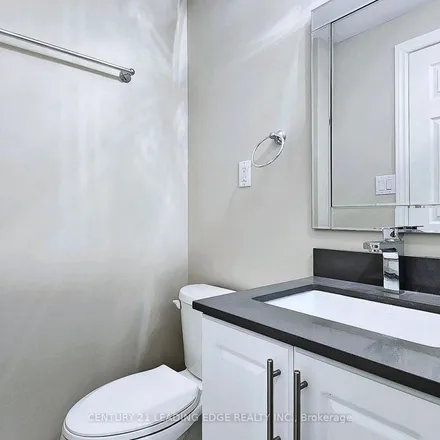 Image 4 - 40 Boxwood Crescent, Markham, ON L3S 3P7, Canada - Apartment for rent