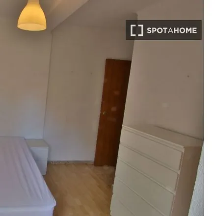 Image 3 - Carrer de Campoamor, 43, 46021 Valencia, Spain - Room for rent