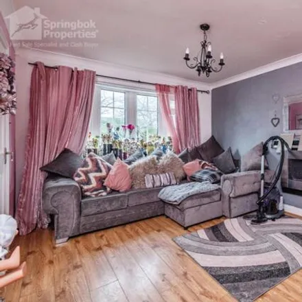 Image 2 - Crowther Street, Wyke, BD12 8AY, United Kingdom - Townhouse for sale