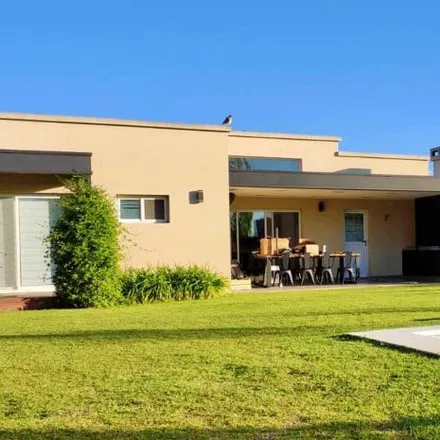 Buy this 4 bed house on unnamed road in Partido del Pilar, 1627 Zelaya