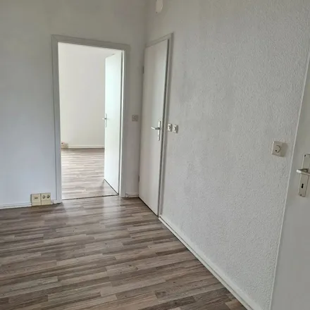 Rent this 3 bed apartment on Arnold-Zweig-Straße 39 in 39120 Magdeburg, Germany