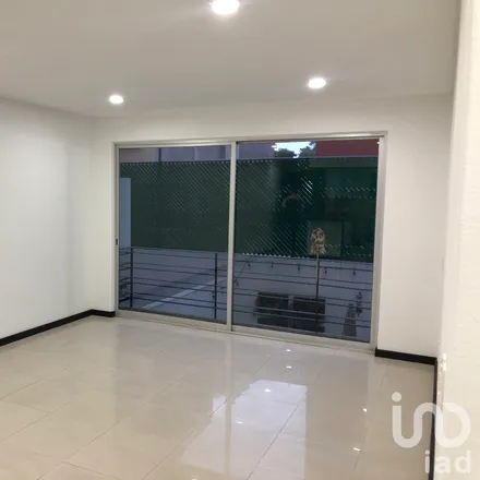 Buy this 2 bed apartment on Avenida División del Norte in San Pablo Tepetlapa, 04610 Mexico City