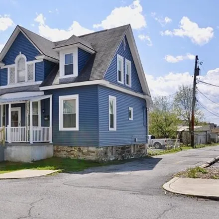 Buy this 4 bed house on 543 26th Street in Altoona, PA 16602