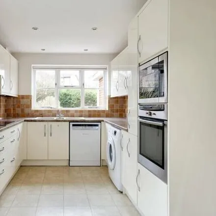 Image 4 - Little Nell, Chelmsford, CM1 4YL, United Kingdom - House for sale