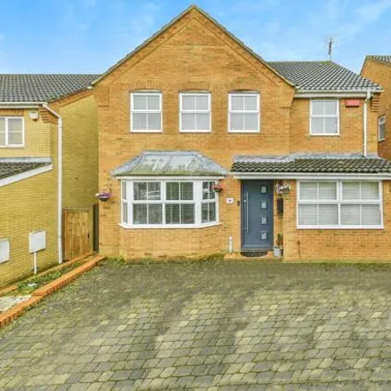 Image 1 - Sparrow Drive, Stevenage, SG2 9FB, United Kingdom - House for sale