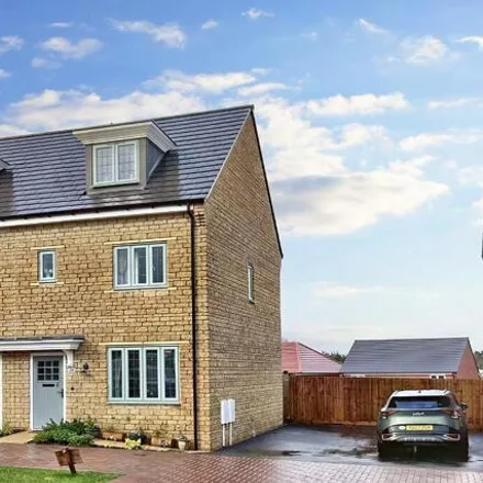 Buy this 3 bed townhouse on Proctor Way in Faringdon, SN7 7UY