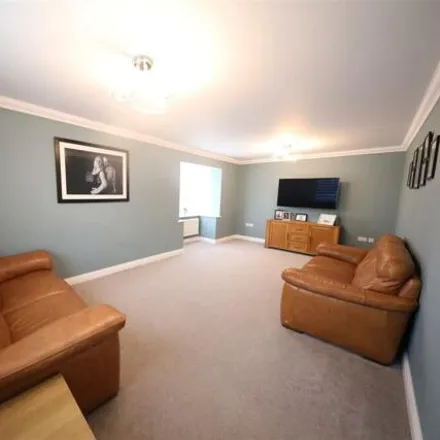 Image 3 - New Forest Way, Hull, HU7 3FX, United Kingdom - House for sale