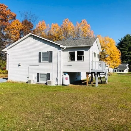 Image 2 - 847 Irish Settlement Road, Schuyler Falls, Clinton County, NY 12962, USA - House for sale