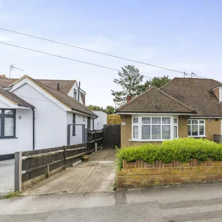 Buy this 2 bed house on Links Way in Rickmansworth, WD3 3RN