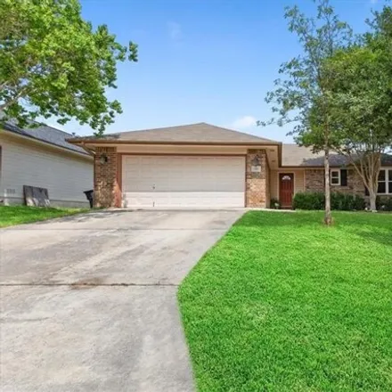 Image 2 - 2171 Bentwood Dr, New Braunfels, Texas, 78130 - House for sale