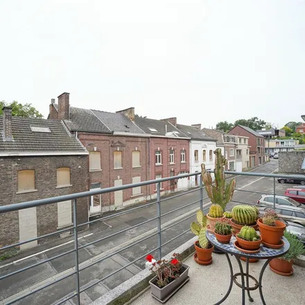 Image 9 - Avenue des Fossés 12, 4500 Huy, Belgium - Apartment for rent