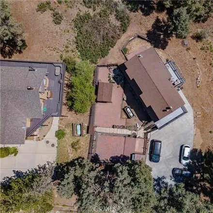 Image 2 - 16405 Grizzly Drive, Pine Mountain Club, Pine Mountain Club, CA 93222, USA - House for sale