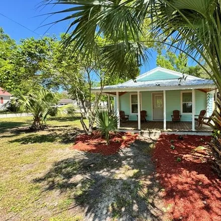 Buy this 3 bed house on 974 Northwest Avenue C in Carrabelle, FL 32322