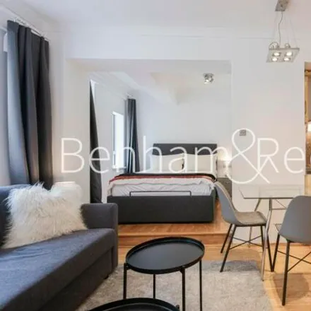 Image 4 - Nell Gwynn House, 55-57 Sloane Avenue, London, SW3 3BE, United Kingdom - Apartment for rent