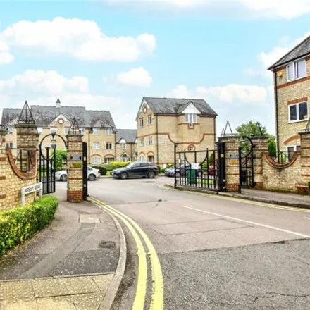 Image 1 - unnamed road, Tudor Estate, WD24 4PD, United Kingdom - Apartment for sale