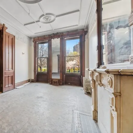 Image 7 - 7 East 124th Street, New York, NY 10035, USA - Townhouse for sale