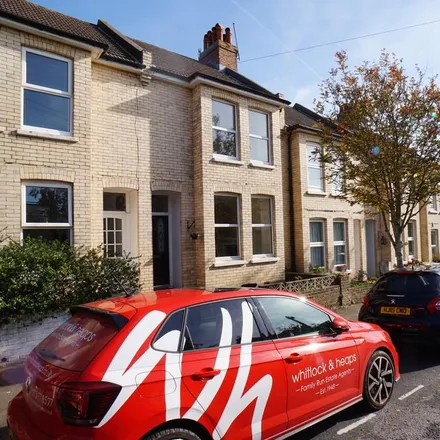 Rent this 3 bed townhouse on Maldon Road in Brighton, BN1 5BE