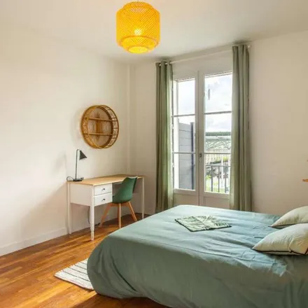 Rent this 1 bed apartment on Hôtel de Ville d'Amiens in Place de l'Hôtel de Ville, 80000 Amiens