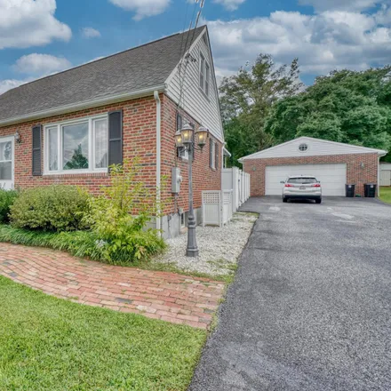 Rent this 4 bed house on 5809 Pine Hill Drive in White Marsh, MD 21162