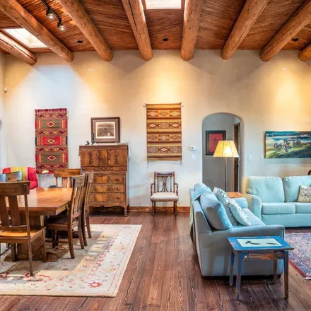 Image 3 - 412 Valverde Commons Drive, Taos, NM 87571, USA - House for sale