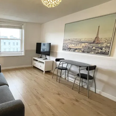 Image 2 - Bournemouth, Christchurch and Poole, BH2 5PW, United Kingdom - Apartment for rent