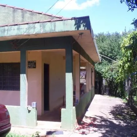 Buy this 3 bed house on Rua Pery in Estância Lago Azul, Franco da Rocha - SP