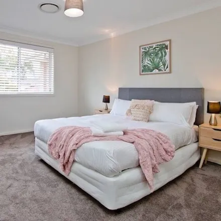 Rent this 4 bed townhouse on Maroubra NSW 2035