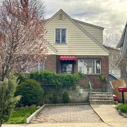 Buy this 3 bed house on 102 Knox Avenue in Grantwood, Cliffside Park