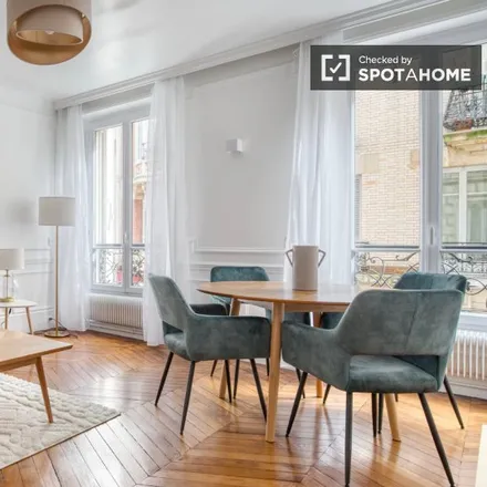 Rent this 2 bed apartment on Le Berre Vevaud in architecte d'intérieur, Rue de l'Annonciation