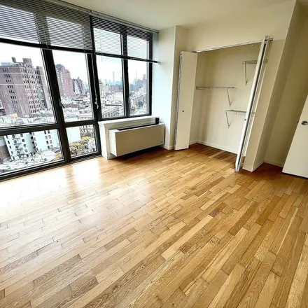 Image 6 - Diocesan House, 419 Cathedral Parkway, New York, NY 10025, USA - Apartment for rent