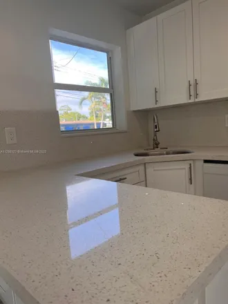 Image 6 - Good Day School, Northwest 13th Street, Fort Lauderdale, FL 33311, USA - House for sale