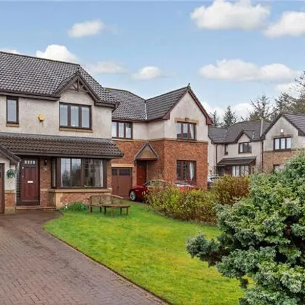 Buy this 4 bed house on 24 Heatherfield Glade in Livingston, EH54 9JE
