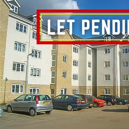 Rent this 2 bed apartment on 32-40 Queens Crescent in Livingston, EH54 8EF