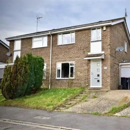 Buy this 3 bed duplex on 68 Himley Green in Linslade, LU7 2PZ
