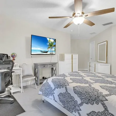 Rent this 4 bed apartment on 2771 Sadler Lane in Deltona, FL 32738