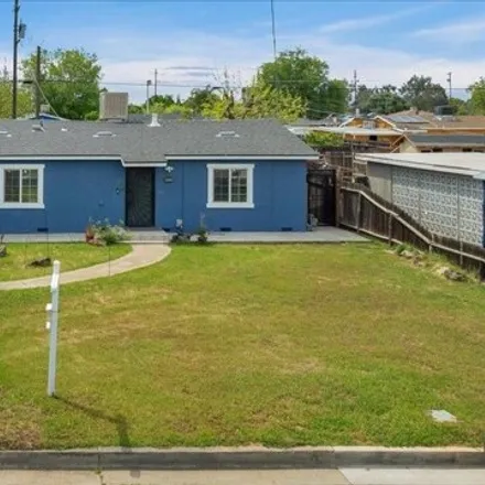 Image 1 - 1154 Rogers Street, Madera, CA 93638, USA - House for sale